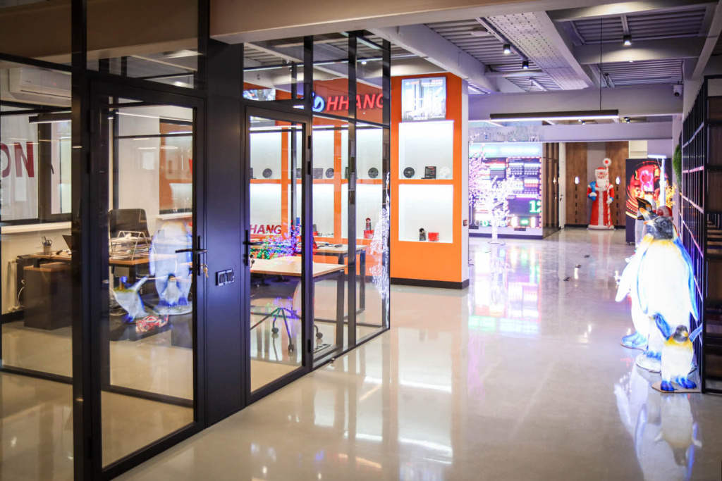 Светодиодное оборудование в новом офисе